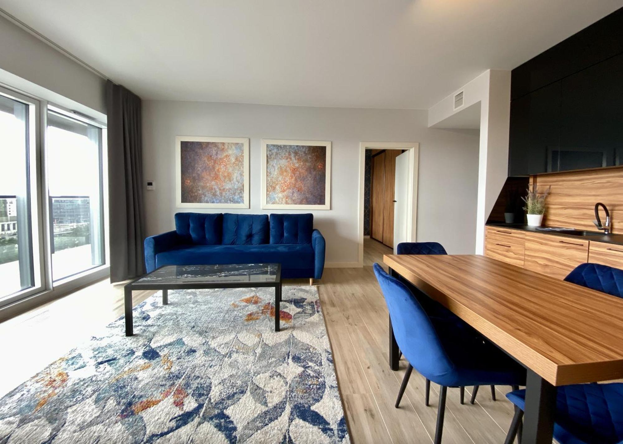 Poznan Apartments Towarowa エクステリア 写真